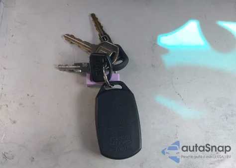 2002 Buick Century Custom z USA, uszkodzony, nr VIN 2G4WS52J021244340